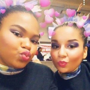 Meet your Posher, Mia